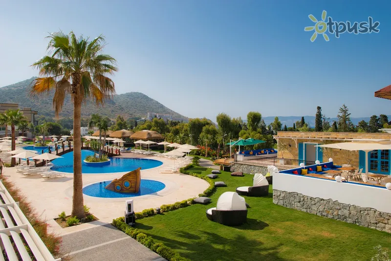 Фото отеля Sentido Bellazure 4* Бодрум Туреччина екстер'єр та басейни