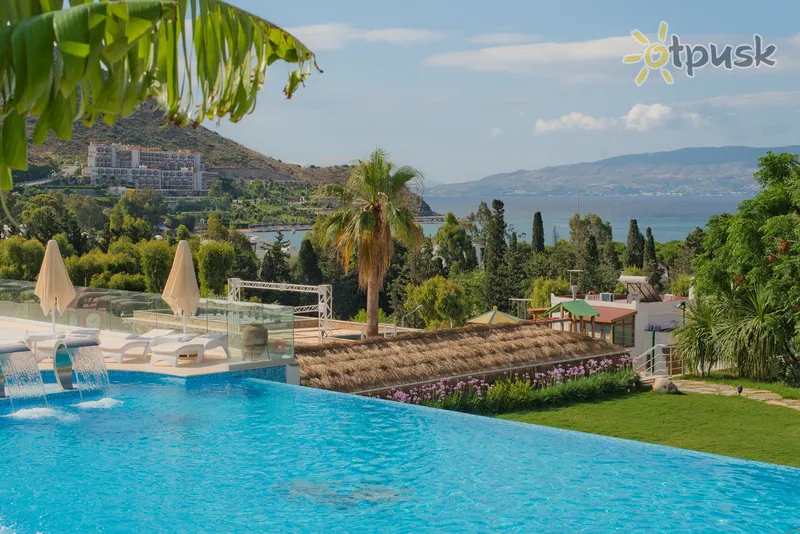 Фото отеля Sentido Bellazure 4* Бодрум Туреччина екстер'єр та басейни