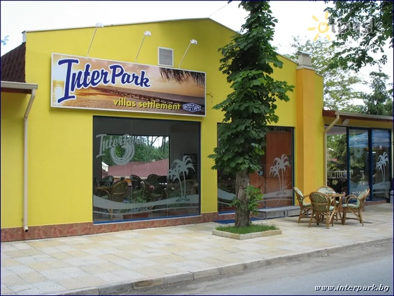Фото отеля Holiday Village Interpark 2* Кранєво Болгарія екстер'єр та басейни