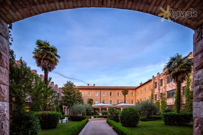Фото отеля Cenacolo Hotel 4* Ассізі Італія екстер'єр та басейни