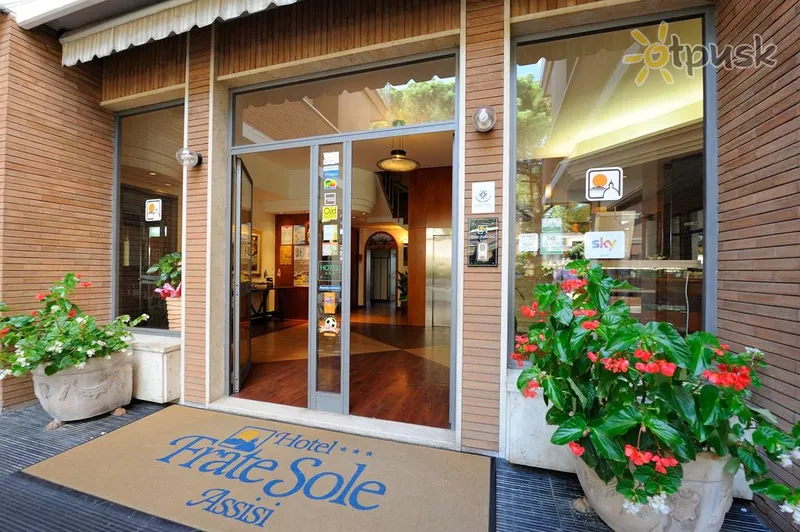 Фото отеля Frate Sole Hotel 3* Asyžius Italija išorė ir baseinai