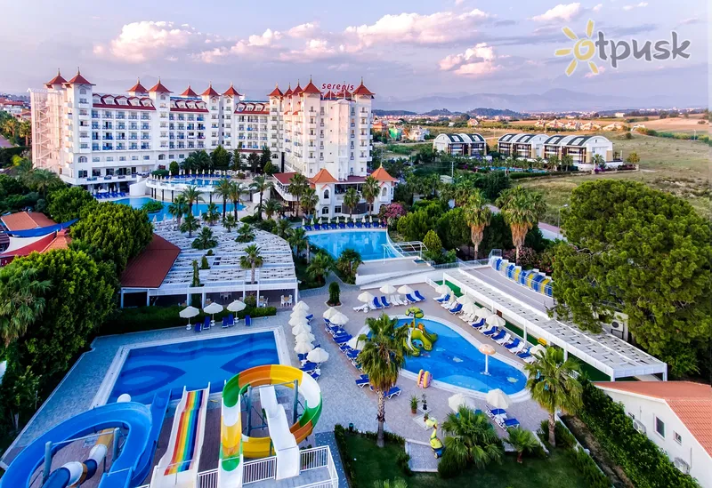 Фото отеля Serenis Hotel 5* Šoninė Turkija išorė ir baseinai