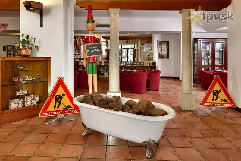 Фото отеля Etruscan Chocohotel 3* Perudža Itālija vestibils un interjers