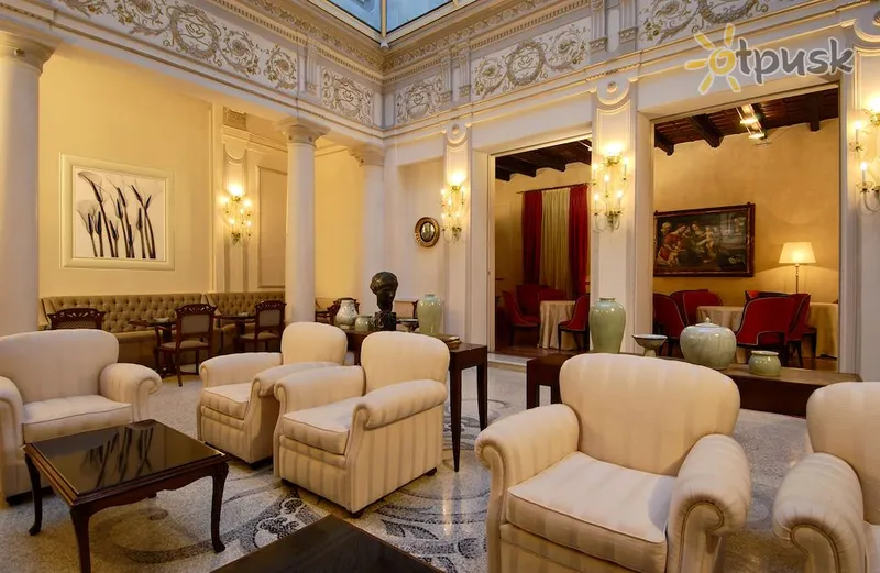 Фото отеля Corona d'Oro Hotel 4* Boloņa Itālija vestibils un interjers