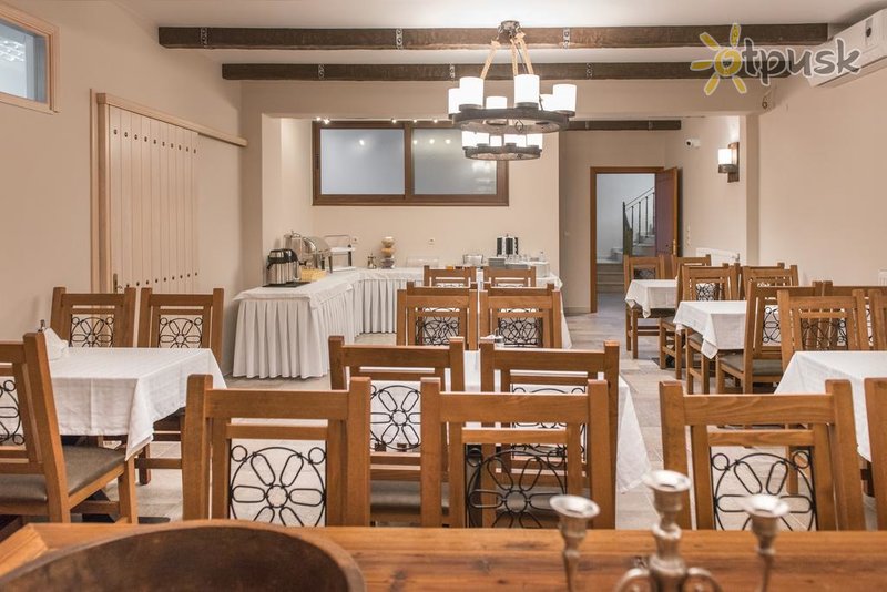 Фото отеля Konaki Ouranoupolis Hotel 2* Халкидики – Афон Греция бары и рестораны