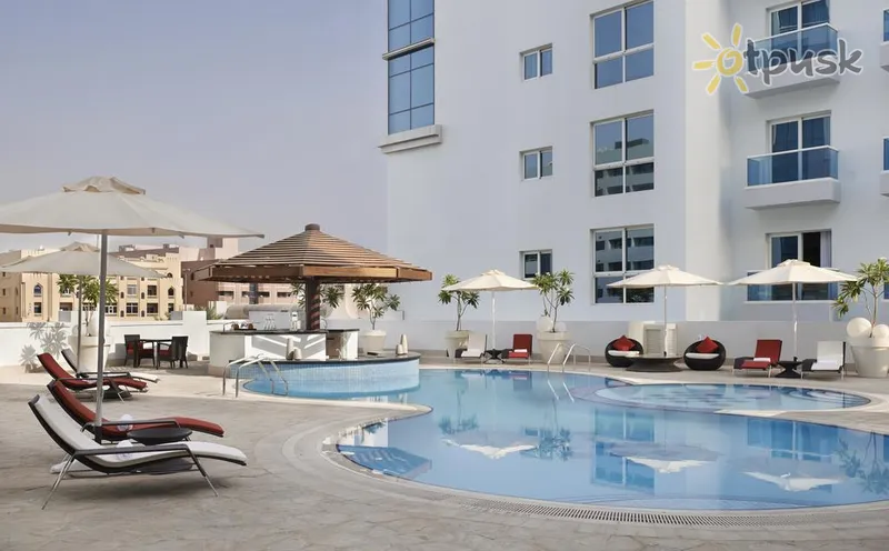 Фото отеля Hyatt Place Dubai Al Rigga 4* Дубай ОАЕ екстер'єр та басейни