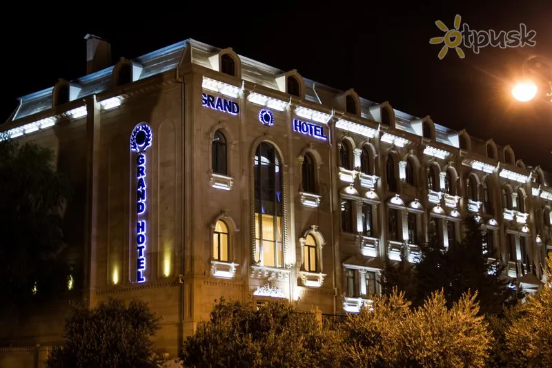 Фото отеля Grand Hotel 4* Баку Азербайджан экстерьер и бассейны
