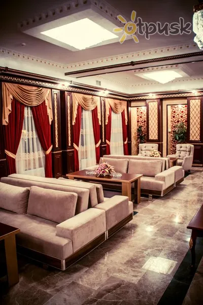 Фото отеля Grand Hotel 4* Baku Azerbaidžanas barai ir restoranai