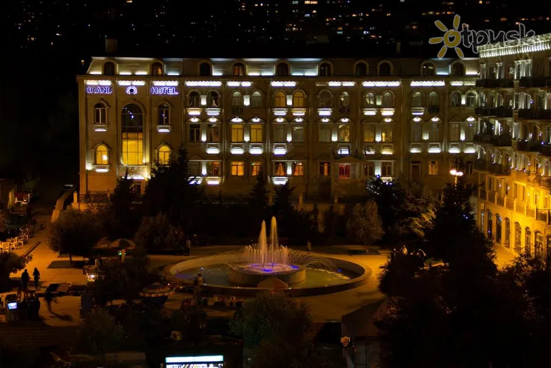 Фото отеля Grand Hotel 4* Баку Азербайджан екстер'єр та басейни