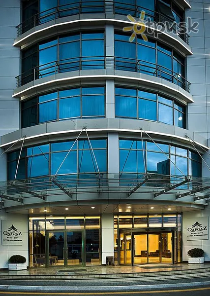 Фото отеля Qafqaz Baku City Hotel & Residences 4* Baku Azerbaidžāna ārpuse un baseini