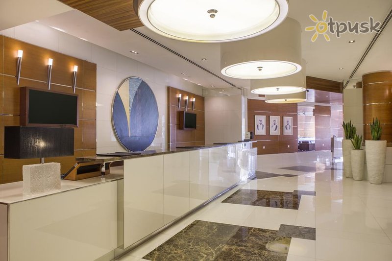 Фото отеля Hilton Dubai The Walk 4* Дубай ОАЭ лобби и интерьер