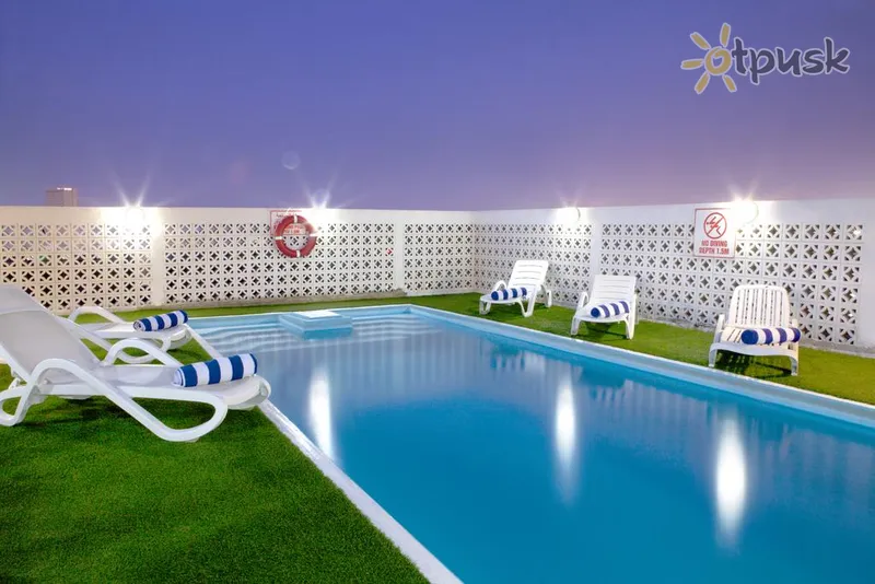 Фото отеля Landmark Hotel Baniyas 3* Дубай ОАЕ екстер'єр та басейни