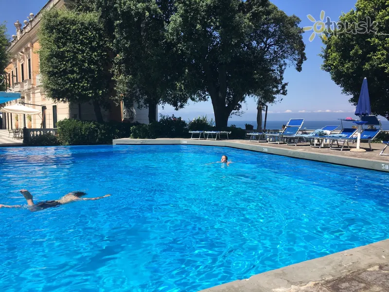 Фото отеля Parco dei Principi 5* Sorentas Italija išorė ir baseinai