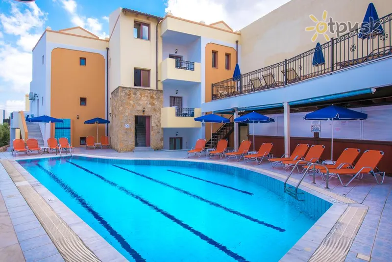 Фото отеля Irida Hotel 1* Kreta – Heraklionas Graikija išorė ir baseinai