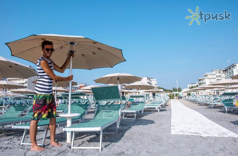 Фото отеля Sahara Hotel (Milano Marittima) 3* Римини Италия пляж