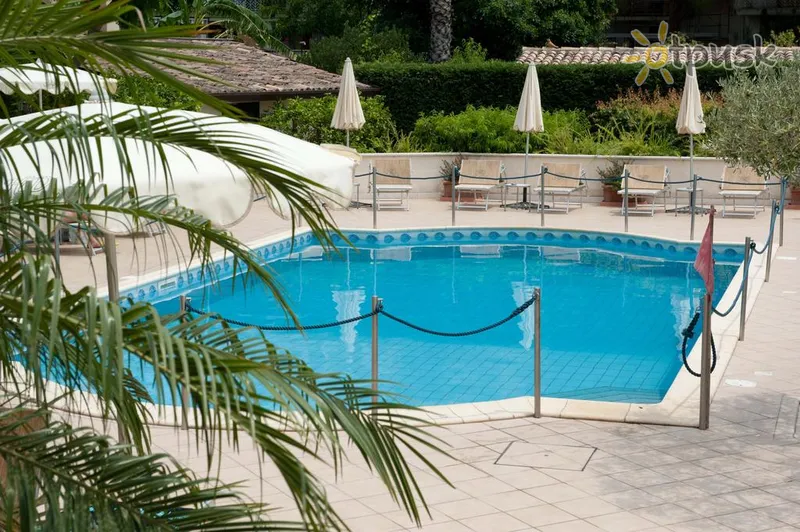 Фото отеля Villa Daphne Hotel 3* о. Сицилія Італія екстер'єр та басейни