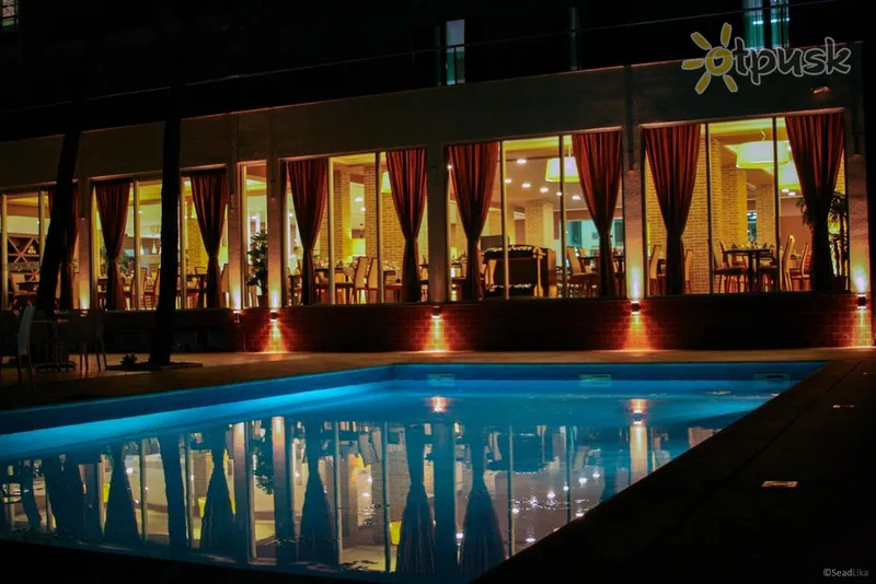 Фото отеля Albanian Star Hotel 4* Duresas Albanija išorė ir baseinai