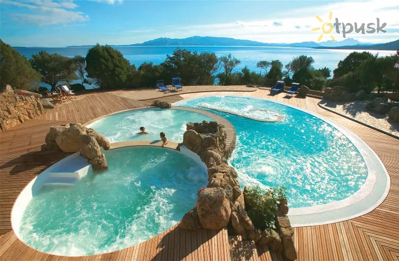 Фото отеля Capo D’orso Thalasso & Spa Hotel 5* par. Sardīnija Itālija ārpuse un baseini