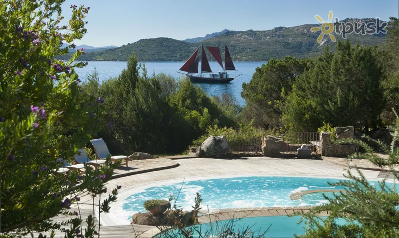 Фото отеля Capo D’orso Thalasso & Spa Hotel 5* о. Сардинія Італія екстер'єр та басейни