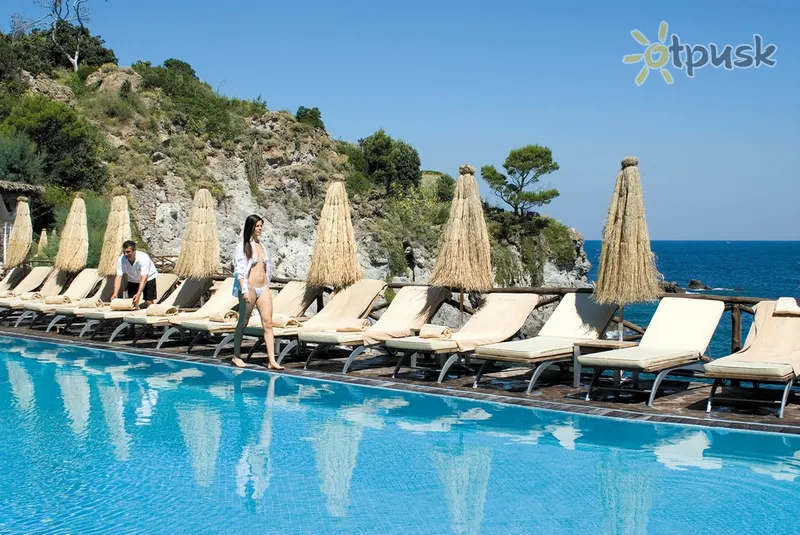 Фото отеля Mezzatorre Resort & Spa 5* о. Іскья Італія екстер'єр та басейни
