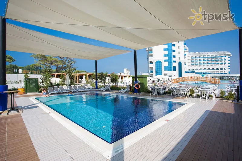 Фото отеля Water Side Resort & Spa 5* Sānu Turcija ārpuse un baseini