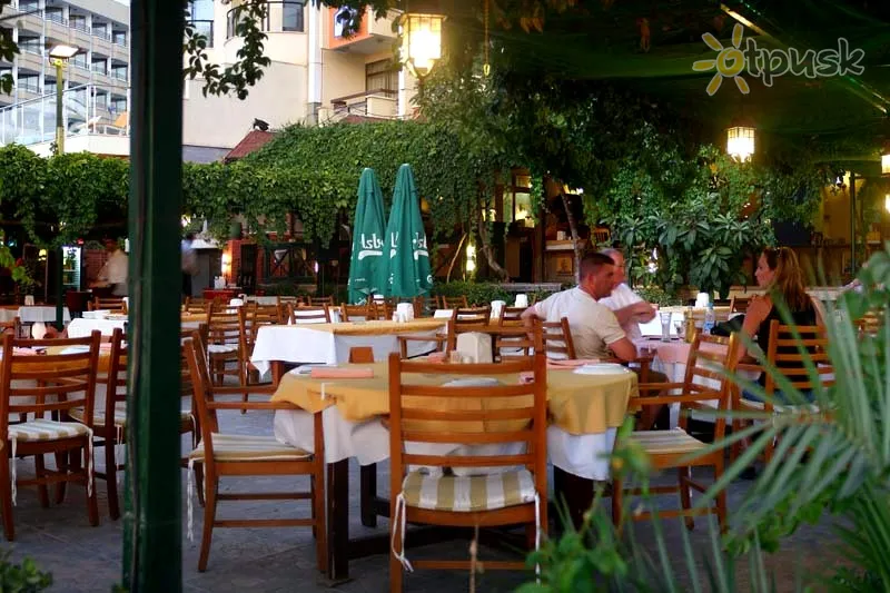 Фото отеля Sozer Hotel 3* Кушадаси Туреччина бари та ресторани