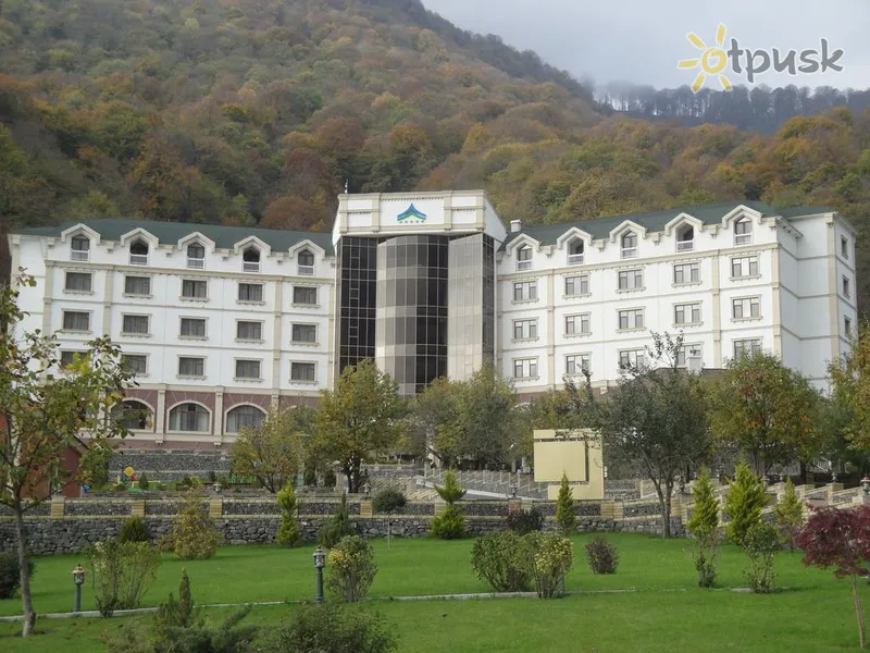 Фото отеля Qafqaz Resort Hotel 5* Gabala Azerbaidžāna ārpuse un baseini