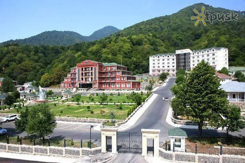 Фото отеля Qafqaz Resort Hotel 5* Gabala Azerbaidžāna ārpuse un baseini