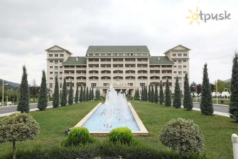 Фото отеля Qafqaz Riverside Resort Hotel 5* Габала Азербайджан екстер'єр та басейни