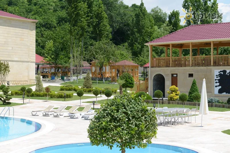 Фото отеля Qafqaz Yeddi Gozel Hotel 3* Gabala Azerbaidžāna ārpuse un baseini