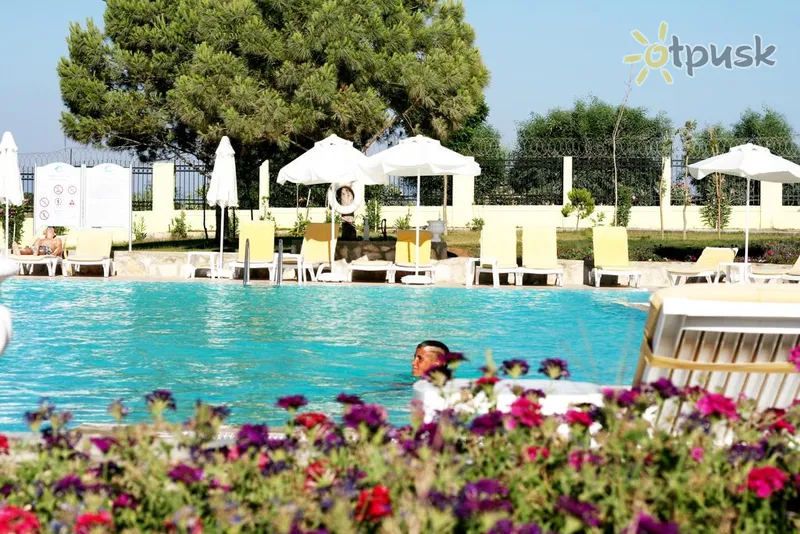 Фото отеля Anadolu Hotels Didim Club HV1 Дидим Турция экстерьер и бассейны
