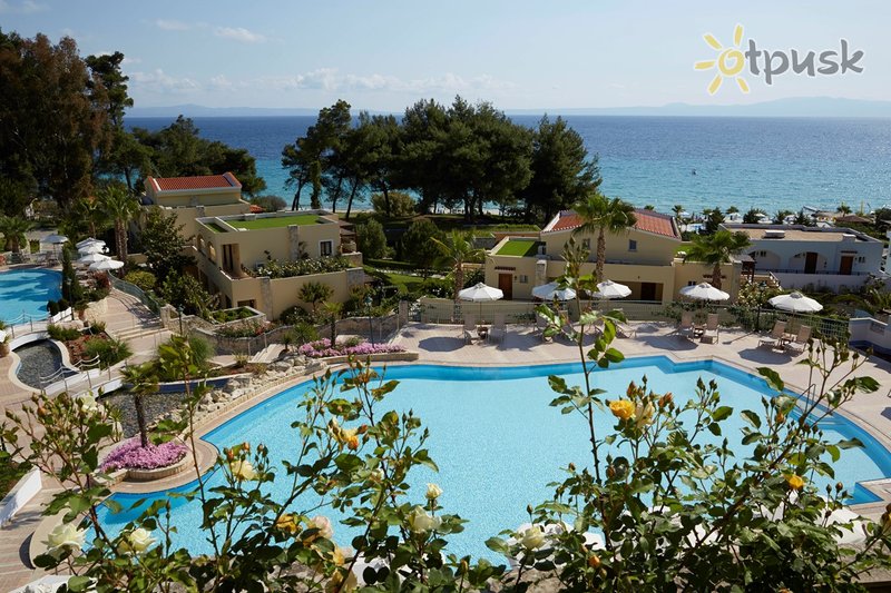 Фото отеля Aegean Melathron Thalasso Spa Hotel 5* Halkidiki — Kasandra Grieķija ārpuse un baseini