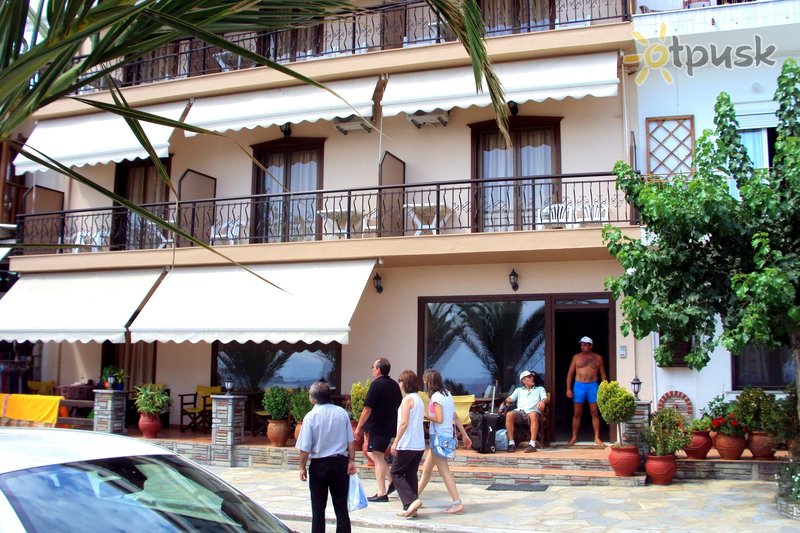 Фото отеля Akrogiali Ouranoupolis Hotel 2* Халкидики – Афон Греция экстерьер и бассейны
