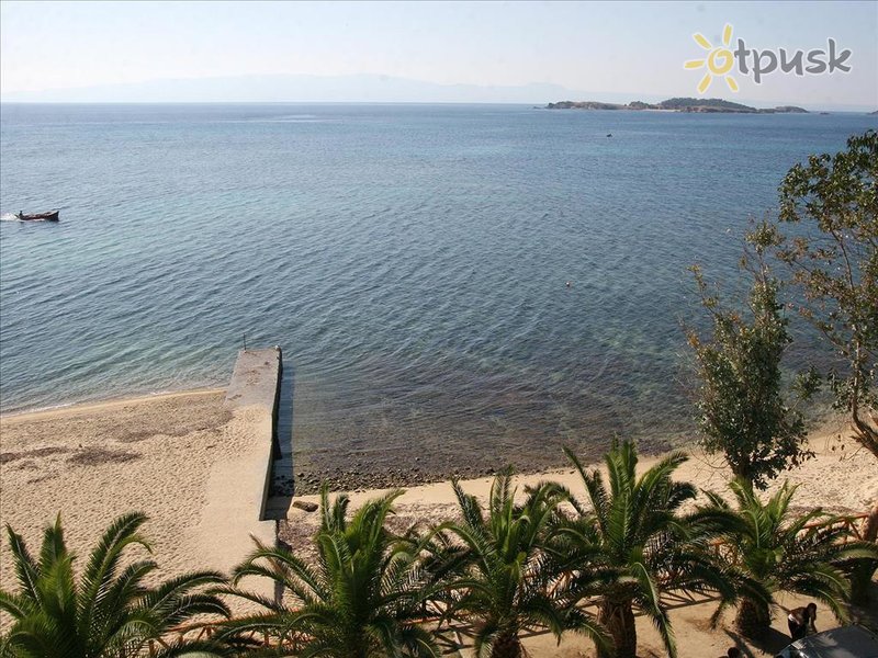 Фото отеля Akrogiali Ouranoupolis Hotel 2* Халкидики – Афон Греция пляж
