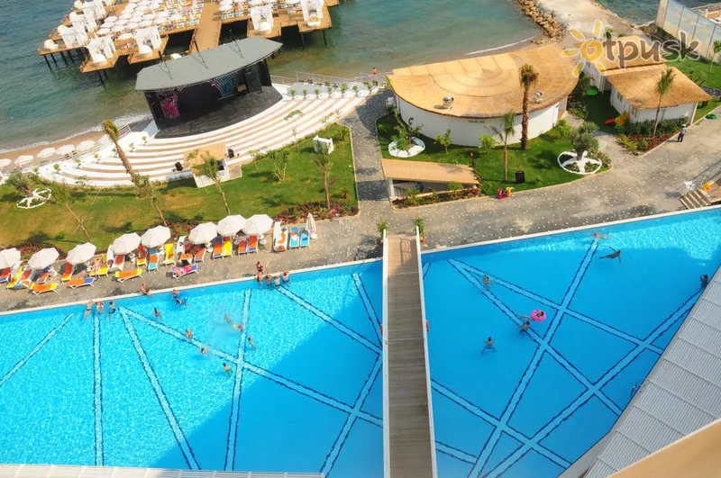 Фото отеля Sirius Deluxe Hotel 5* Alanija Turkija išorė ir baseinai
