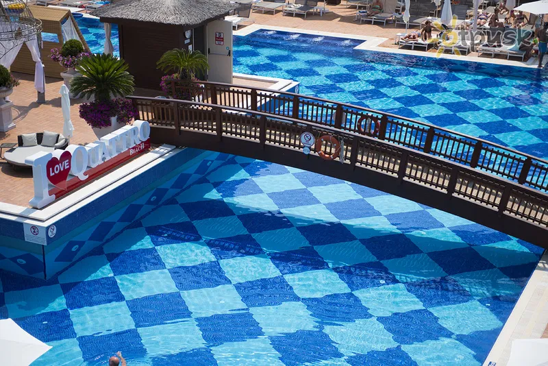 Фото отеля Quattro Beach Spa & Resort Hotel 5* Аланія Туреччина екстер'єр та басейни
