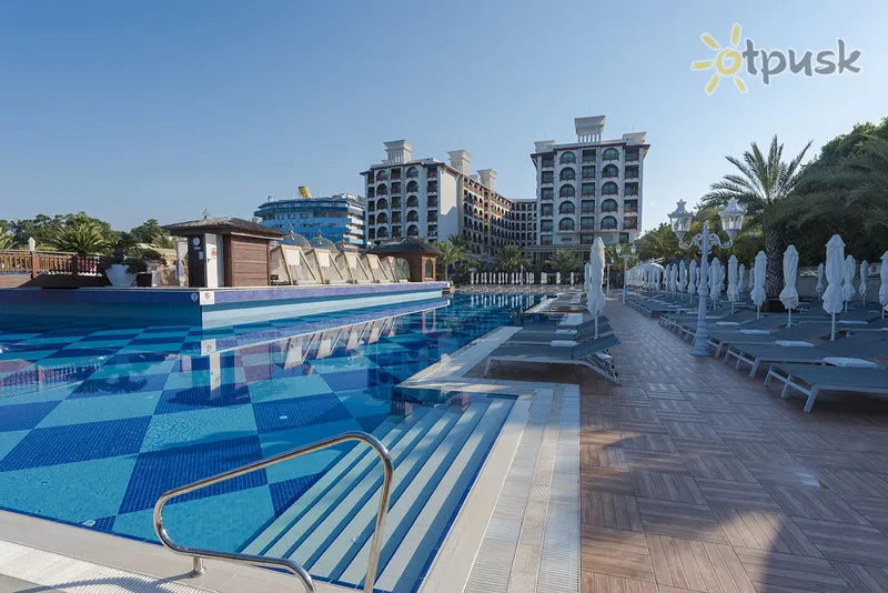 Фото отеля Quattro Beach Spa & Resort Hotel 5* Alanija Turkija išorė ir baseinai
