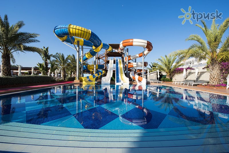 Фото отеля Quattro Beach Spa & Resort Hotel 5* Алания Турция аквапарк, горки