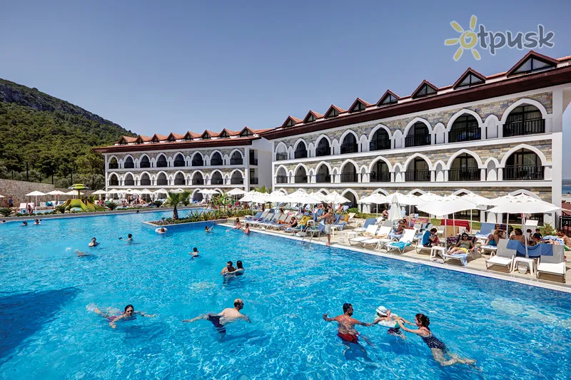 Фото отеля Ramada Resort by Wyndham Akbuk 4* Didim Turkija išorė ir baseinai