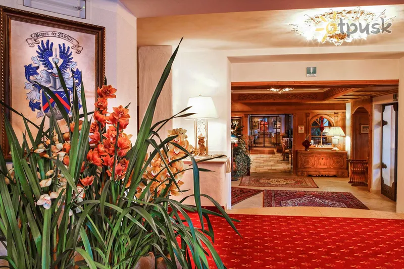 Фото отеля Sassongher Hotel 5* Альта Бадиа Италия лобби и интерьер