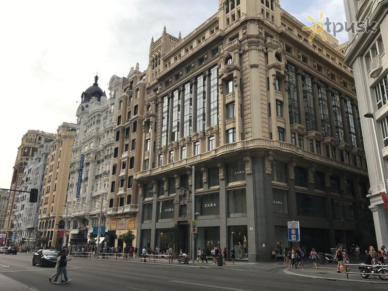 Фото отеля Tryp Madrid Cibeles Hote 4* Мадрид Испания экстерьер и бассейны