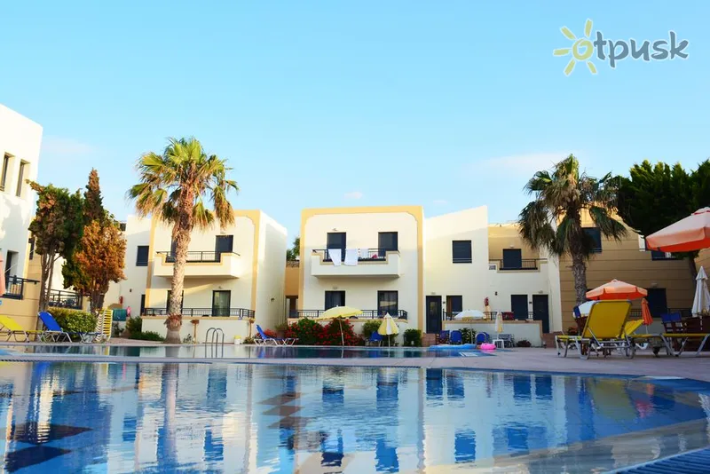 Фото отеля Blue Aegean Hotel & Suites 4* о. Крит – Іракліон Греція екстер'єр та басейни