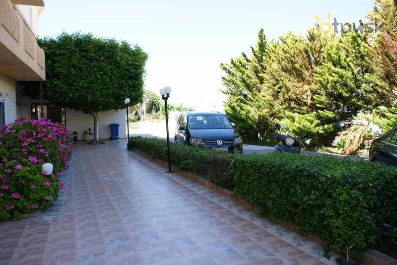 Фото отеля Castro Hotel 3* о. Крит – Іракліон Греція екстер'єр та басейни