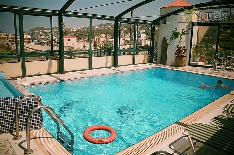 Фото отеля Dioskouroi Studios & Apartements 3* о. Крит – Іракліон Греція екстер'єр та басейни
