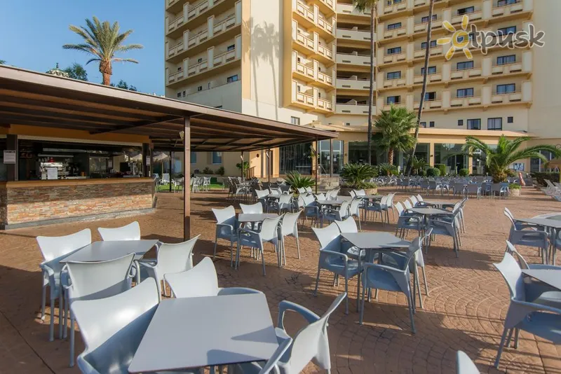 Фото отеля Royal Costa 3* Costa del Sol Spānija bāri un restorāni