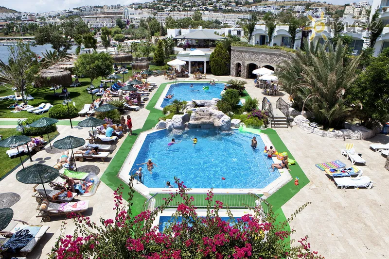 Фото отеля Royal Asarlik Beach Hotel & Spa 5* Bodrumas Turkija išorė ir baseinai