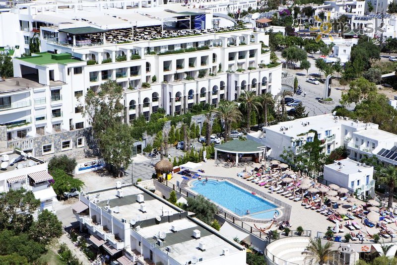 Фото отеля Royal Asarlik Beach Hotel & Spa 5* Бодрум Турция экстерьер и бассейны