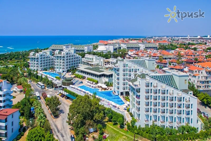 Фото отеля Royal Atlantis Spa & Resort 5* Šoninė Turkija išorė ir baseinai