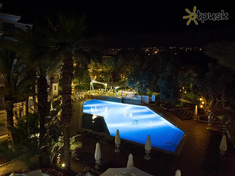 Фото отеля Paloma Marina Suites 4* Кушадаси Туреччина екстер'єр та басейни