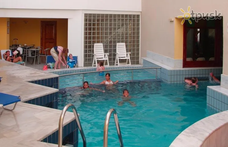 Фото отеля Elina Hotel Apartments 3* Kreta – Retimnas Graikija išorė ir baseinai